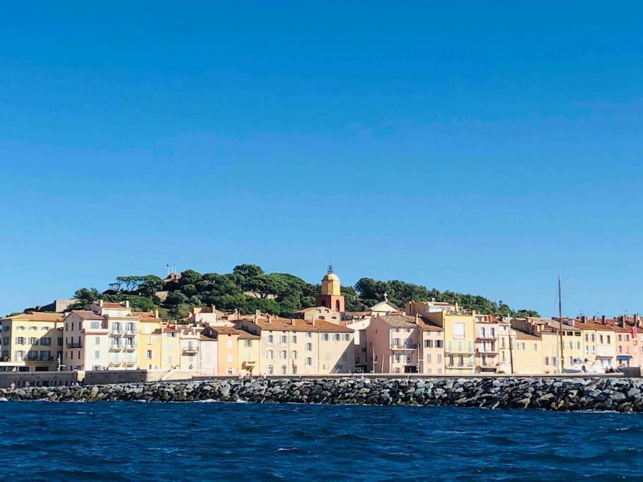 Appartement Chic Studio Climatise Avec Parking 5mn Plage *